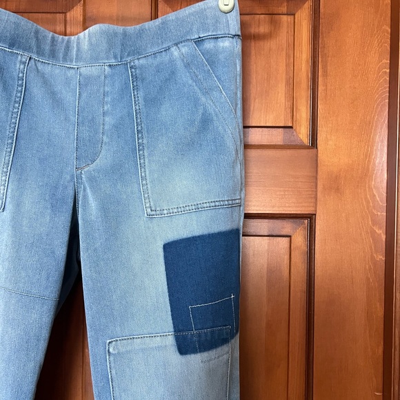 LOGO BY LORI GOLDSTEIN Straight Leg Pant Regular Knit Denim Shadow Patch Jean - Picture 3 of 9